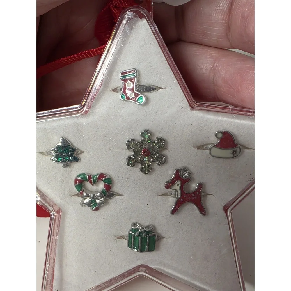 7 Girls' Rings - CLAIRE'S LET IT GLOW Stocking Christmas Tree Reindeer, Heart